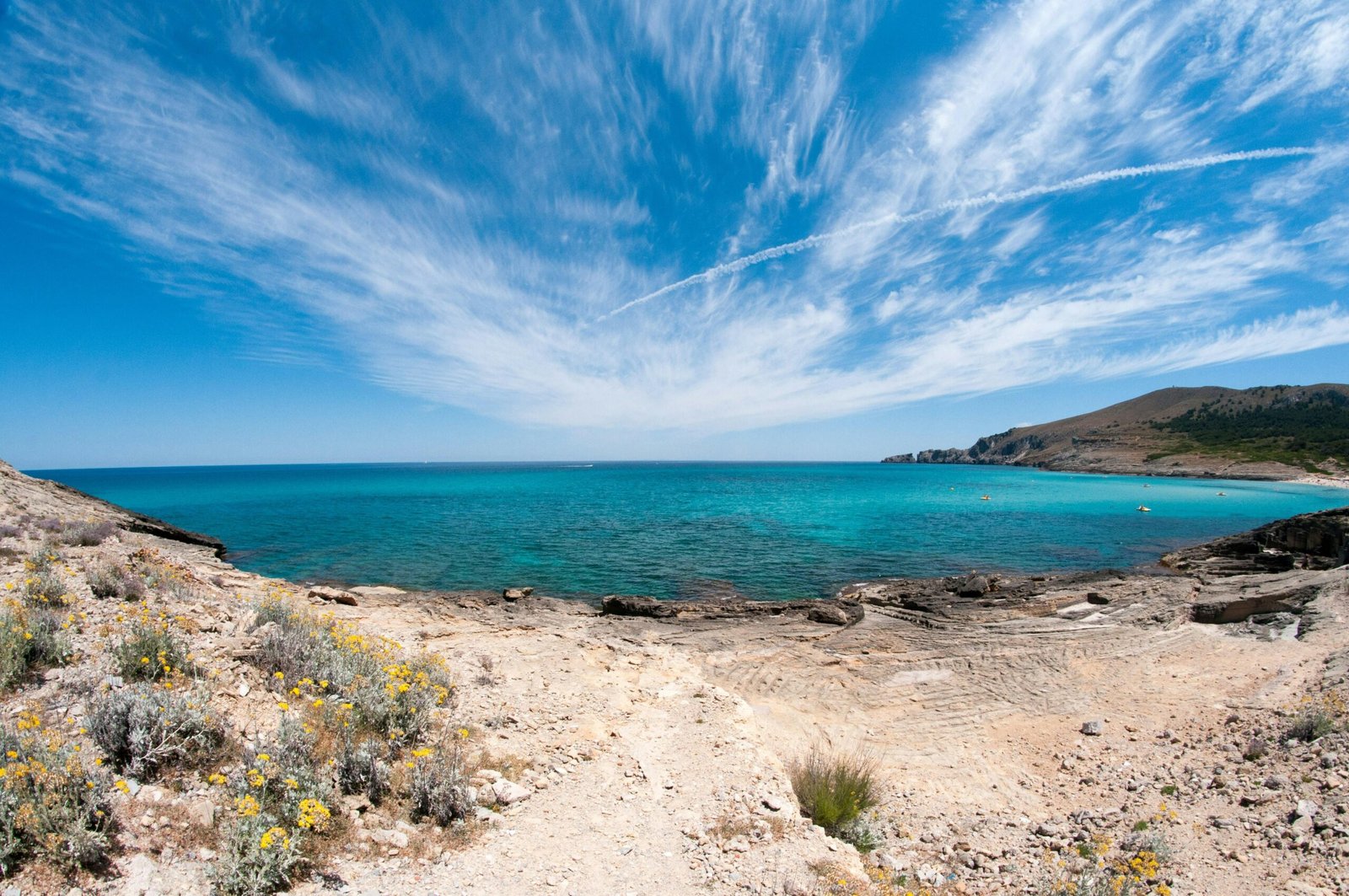 Küstenlinie mit Meer und Himmel auf Mallorca, aufgenommen von Max